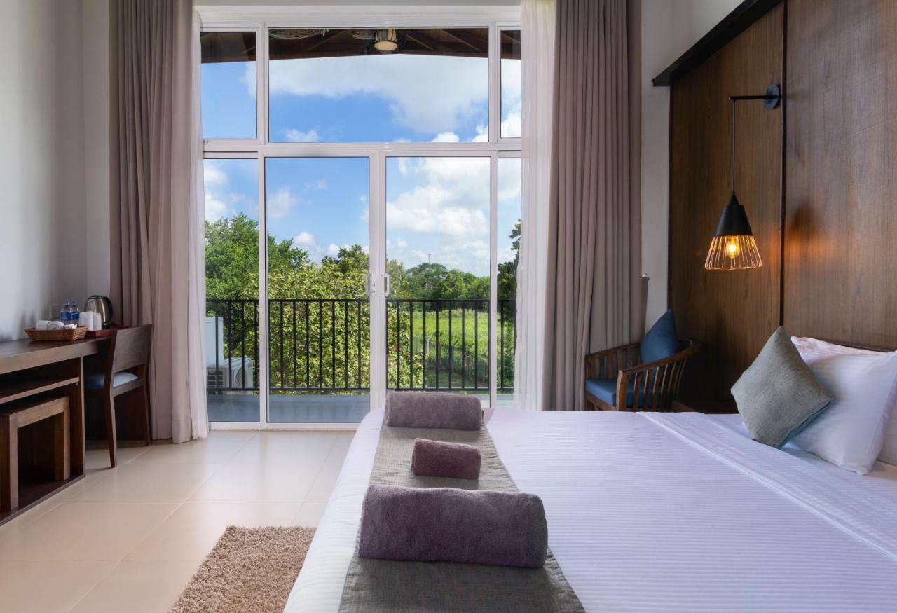 Subaseth Villa Anuradhapura Buitenkant foto