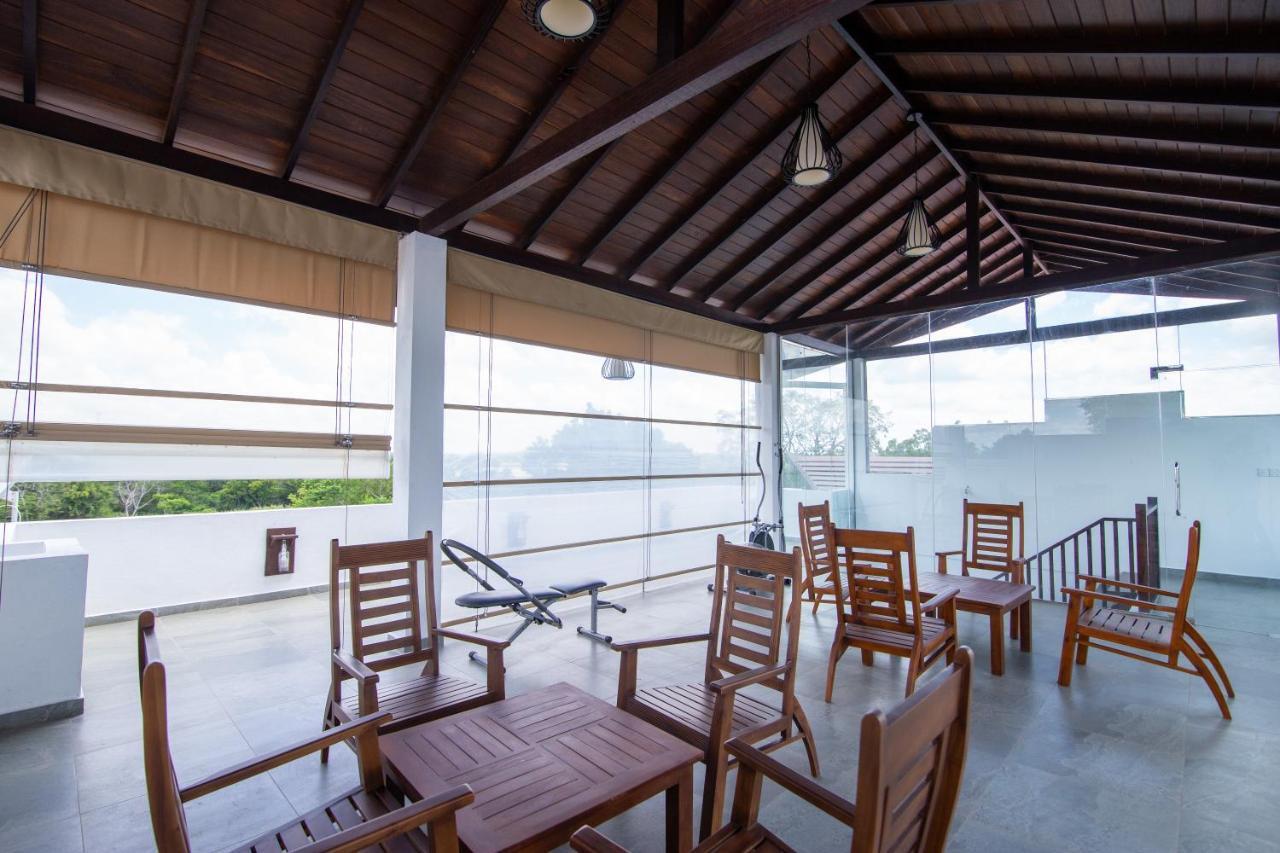 Subaseth Villa Anuradhapura Buitenkant foto